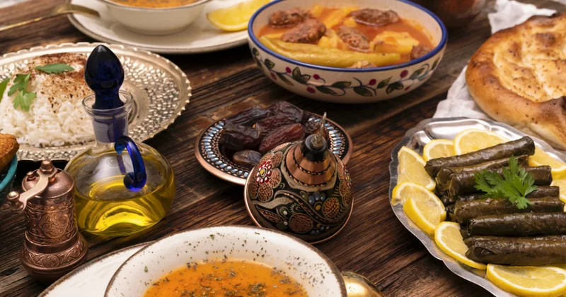 Bugün iftarda ne var? İftar sofranızı şenlendirecek Ramazan ın üçüncü günü için 5 çeşitli menü!