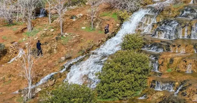 Şelaleler ve çağlayanlar kar sularıyla canlandı VİDEO İZLE