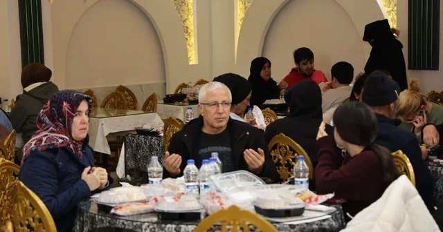 Gaziantep Vakıflar Bölge Müdürlüğü, Kilis te iftar programı düzenledi Kilis Haberleri