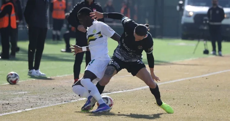 Esenler Erokspor, Iğdır da 3 golle kazandı!