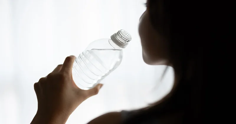 Bilim günde 2 litre su içme kuralını çöpe atıyor Sözcü Gazetesi