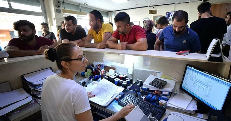 En çok kazandıran 10 meslek belli oldu: 456 bin TL maaş ile pilot ve doktorları geride bıraktı Sözcü Gazetesi