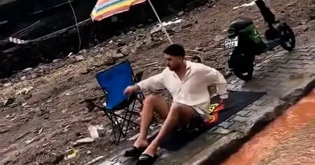 İzmir de yollar göle döndü: CHP li belediyeyi tiye aldı VİDEO İZLE