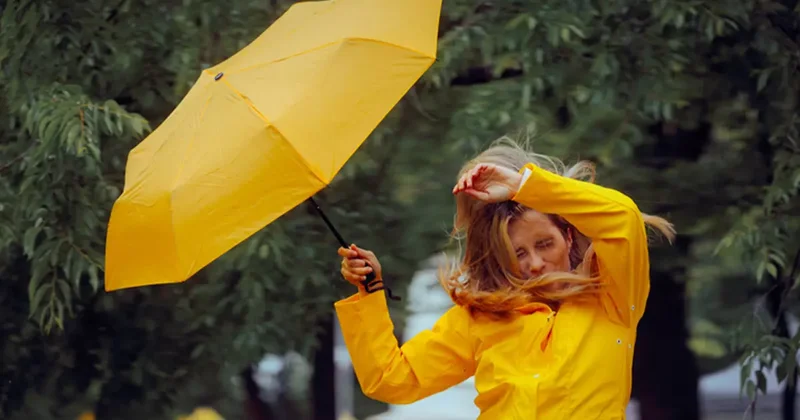 Kuvvetli fırtına ile sağanak geliyor: 5 ile sarı kodlu uyarı! İstanbul a kar yağacak mı?