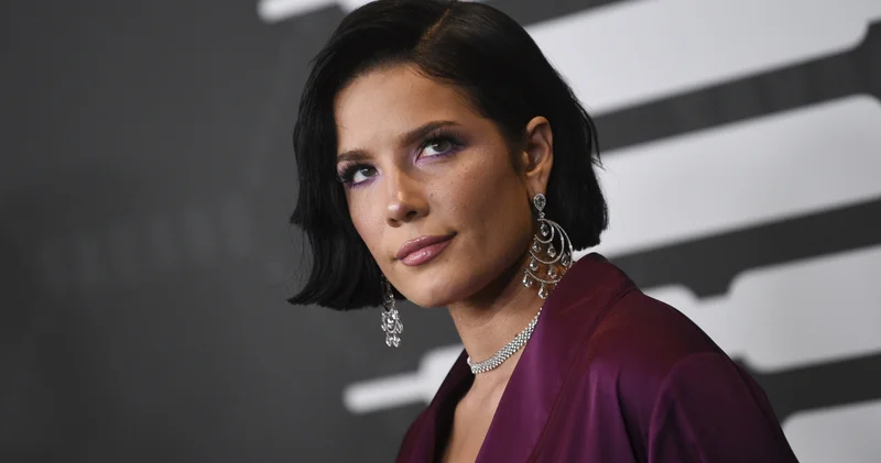 Halsey den Türkçe bayram mesajı Magazin haberleri