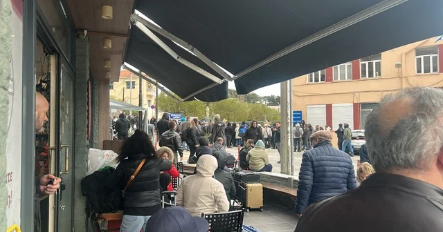 Türk tatilciler dönüş yolunda Yunanistan ın Midilli Adası nda mahsur kaldı Balıkesir Haberleri