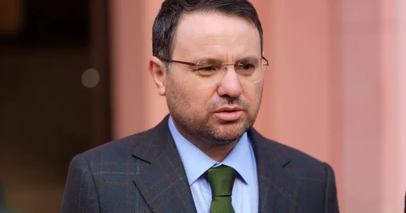 AK Parti ve MHP li isimlerden Bakan Akın Gürlek e destek açıklamaları