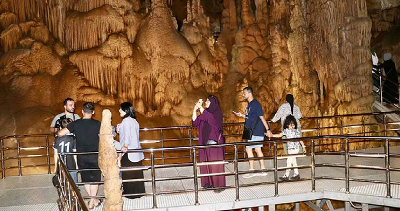 Burayı gören hayran kalıyor: Fotoğraf çekmek için birbirleriyle yarışıyorlar