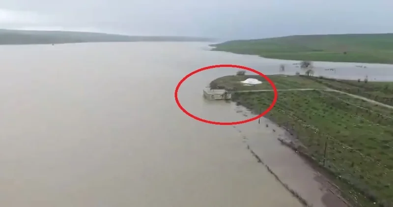 Tarım arazileri sulara gömüldü! Selin boyutu havadan görüntülendi