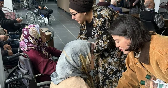 ESMİAD dan anlamlı bayram ziyareti Eskişehir in iş dünyasının sosyal sorumluluğu ön planda Eskişehir Haberleri