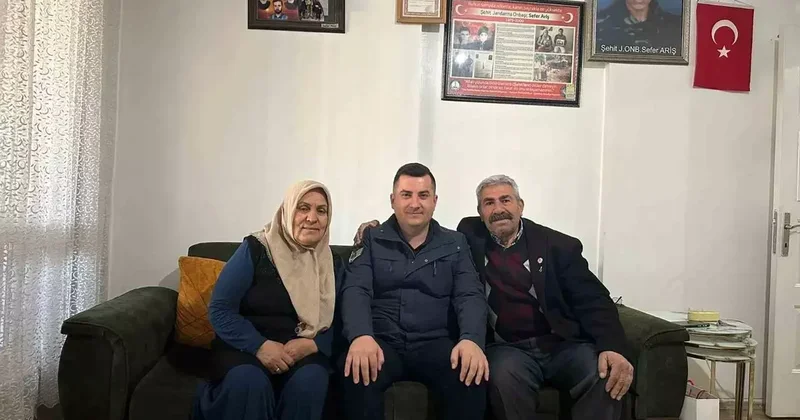 Jandarmadan şehit ve gazi ailelerine bayram ziyareti