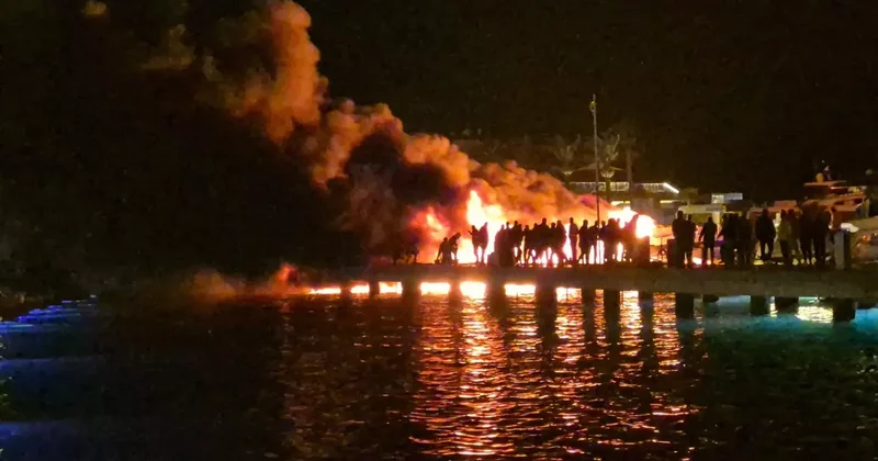 Yalıkavak Marina daki teknede önce patlama sonra yangın... Milyonluk teknelere de sıçradı