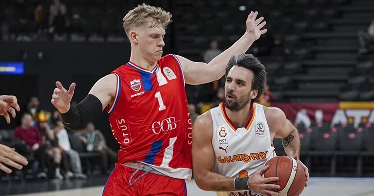 Galatasaray MCT Technic evinde kazandı!