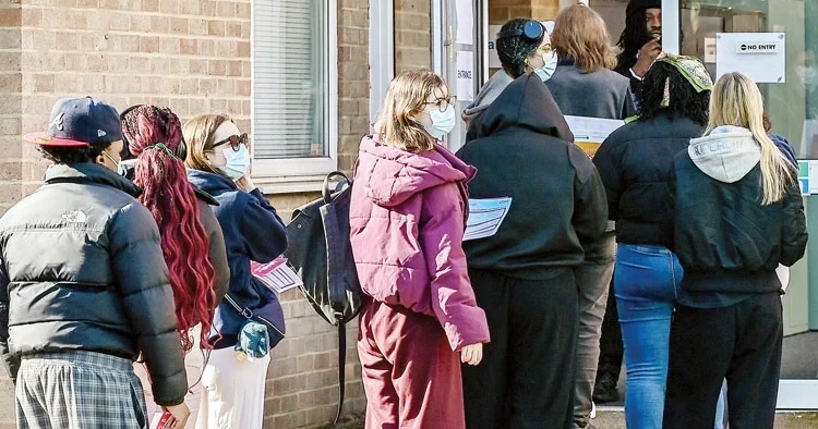 İngiltere’de menenjit alarmı