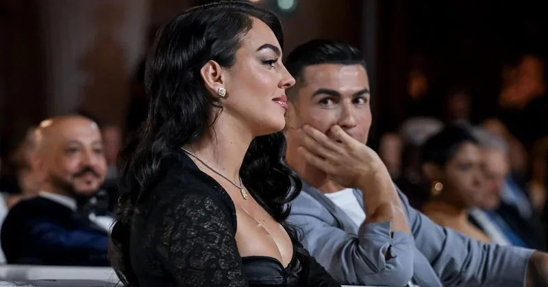 Ronaldo nun evlilik sözleşmesinde sosyal medyayı ikiye bölen madde Sözcü Gazetesi