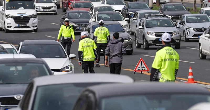 İstanbul da huzur uygulaması: 527 gözaltı