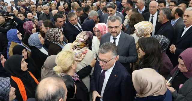 AK Parti Grup Başkanı Güler, Sivas ta partisinin bayramlaşma programında konuştu: Sivas Haberleri