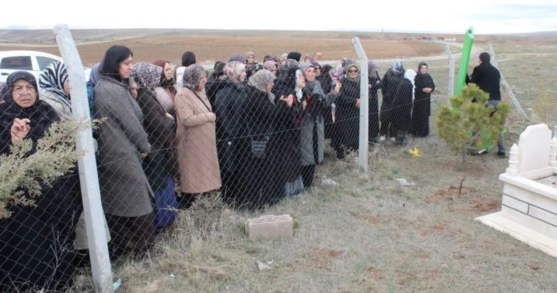 Gamze kahretti! Saldırıya uğradığı mezarlıkta toprağa verildi! Son dakika haberleri