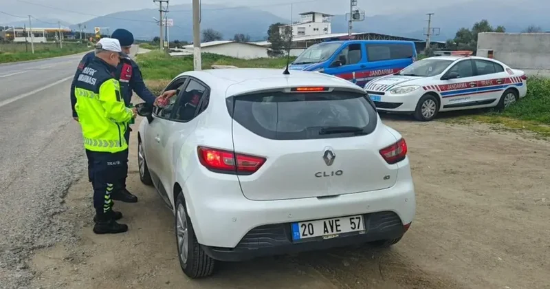 Karacasu’da bayramda trafik ekipleri sahada