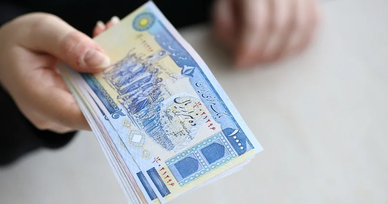 İran dan nakit ihtiyacını karşılamak için yeni banknot Para Haberleri