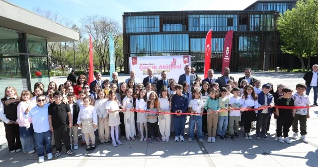 İnegöl de 23 Nisan a özel minik sanatçılar sergisi açıldı Bursa Haberleri