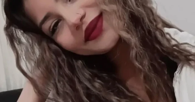 Feci kazada hayatını kaybeden kız, gelinlik ve duvakla uğurlandı Kaza anı ise saniye saniye görüntülendi Adana Haberleri