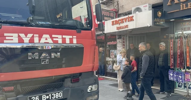 Esnafın yangın paniği, bacadan geri tepen duman çıktı Eskişehir Haberleri