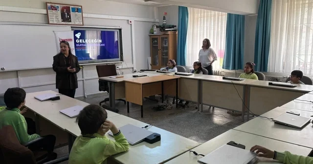 Anadolu Üniversitesi nden Oklubalı Sabri Kahvecioğlu İlkokulu nda girişimcilik eğitimi Eskişehir Haberleri