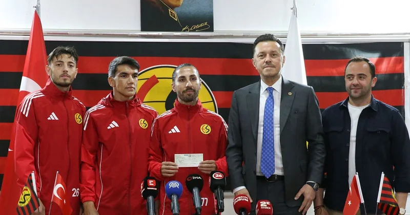 AK Parti Milletvekili Nebi Hatipoğlu ndan Eskişehirspor a tarihi prim