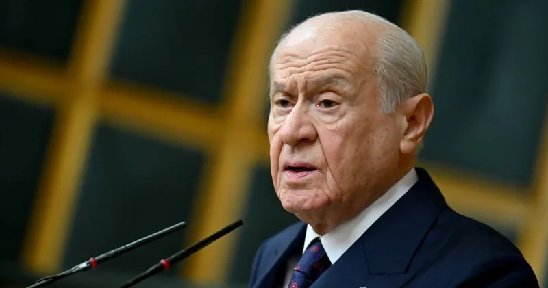 Son Dakika Bahçeli den okul saldırıları hakkında açıklama! Çözüm kapıda bekleyecek güvenlik görevlisi değildir