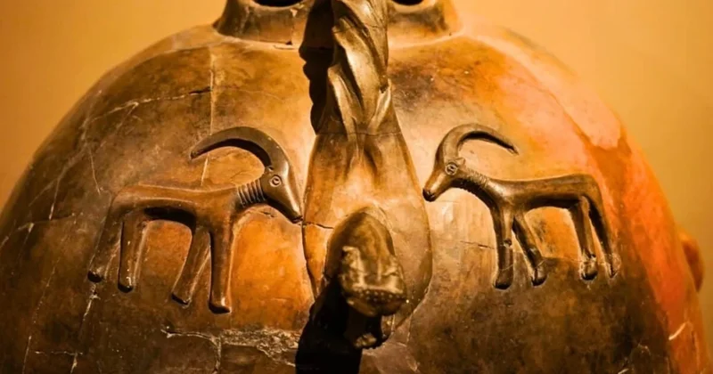 Evinde süs olarak kullanıyordu: İkinci el dükkanından aldığı vazo Maya hazinesi çıktı Sözcü Gazetesi