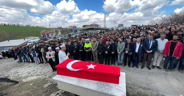 Rahatsızlanıp yaşamını yitiren jandarma, son yolculuğuna uğurlandı Kayseri Haberleri