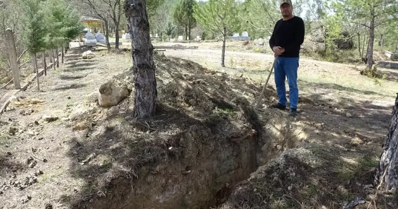Başına gelmeyen kalmadı! 3 kaza, 3 kalp krizi, bir de ayı saldırısı: Kendi mezarını kazdı