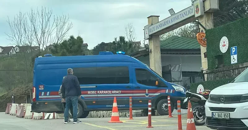 Kocaeli’de jandarmadan operasyon; çok sayıda şüpheli gözaltına alındı