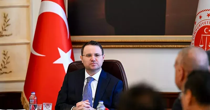 Bakan Gürlek: Faili meçhuller ve daha önce takipsizlik verilen tüm dosyalar tek tek inceleniyor