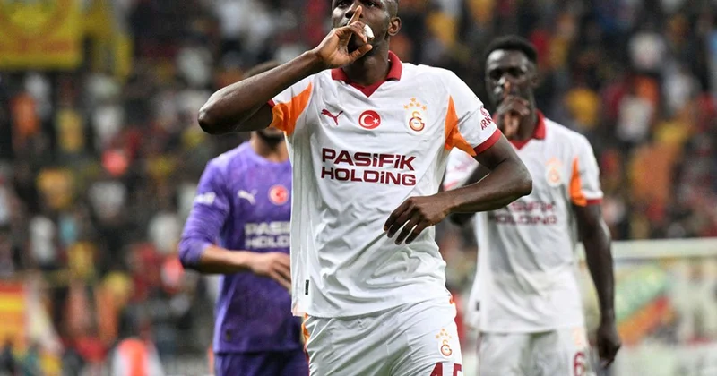 Fenerbahçe derbisi öncesi Osimhen den Okan Buruk a mesaj