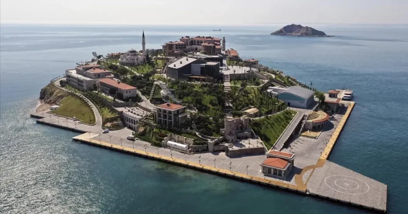 Gençler tarihle buluşacak: 20 bin öğrenci Demokrasi ve Özgürlükler Adası yolcusu