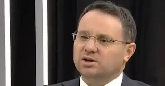 Sanal medyaya yeni düzenleme: Bakan Gürlek yaş sınırını duyurdu VİDEO İZLE