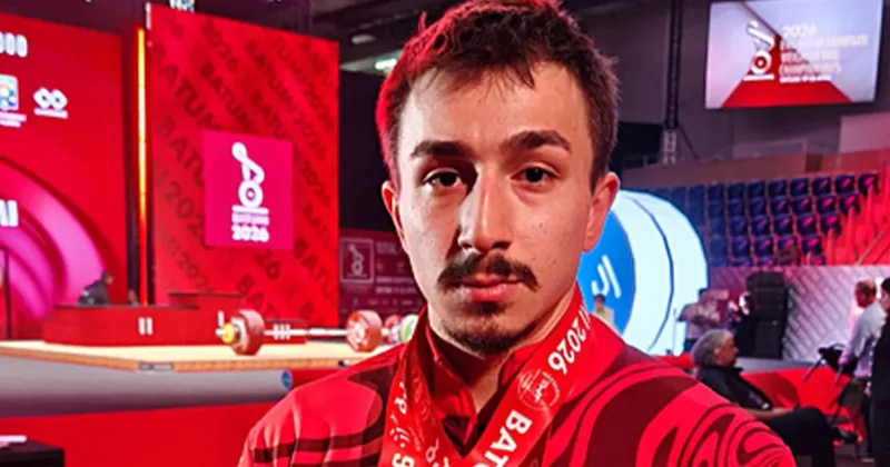 Yusuf Fehmi Genç ten Avrupa Halter Şampiyonası nda 2 altın madalya!