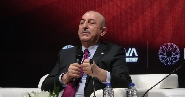 Mevlüt Çavuşoğlu, Müslüman ülkelere karşı kurulan ittifaklara biz de boş durmuyoruz Eski Dışişleri Bakanı Antalya Milletvekili Mevlüt Çavuşoğlu Isparta da üniversite öğrencileri ile bir araya geldi Isparta Haberleri