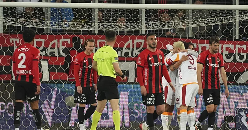 VAR kayıtları yayınlandı! İşte Fenerbahçe ve Galatasaray maçlarının hakem konuşmaları