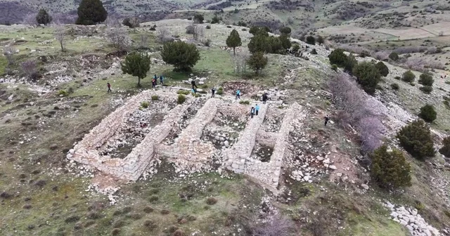 Karadeniz deki tek Zeus tapınağı: Sadece temel taşları kaldı Amasya Haberleri