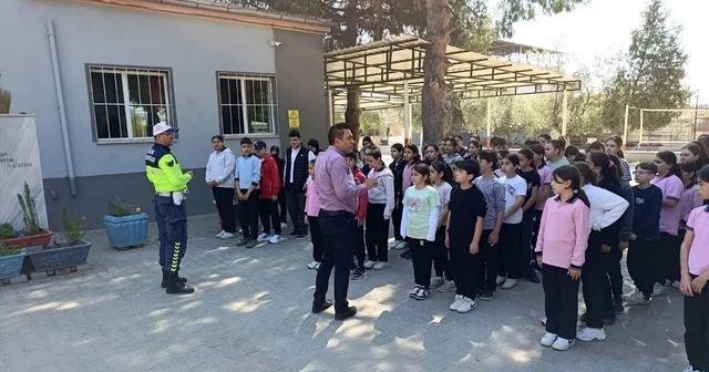 Miniklere trafik bilinci aşılandı Manisa Haberleri