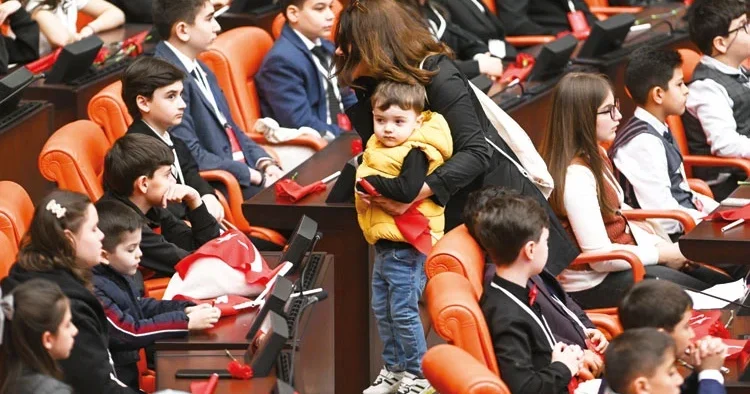 Meclis çocuklarla şenlendi