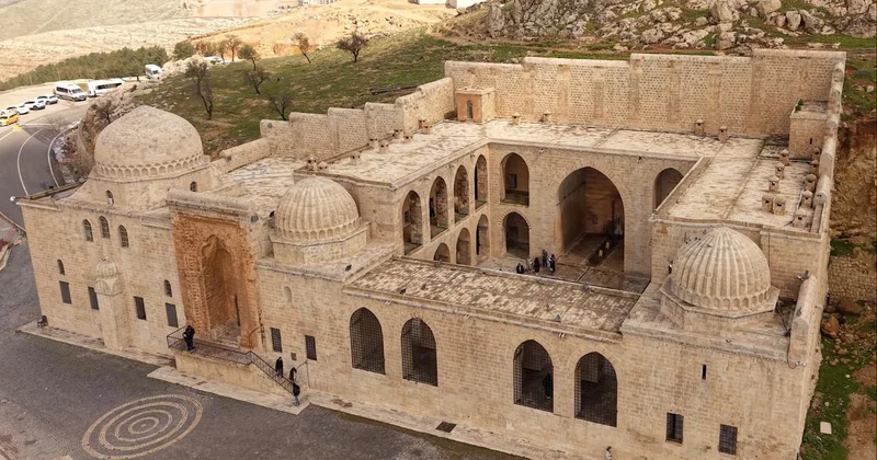 Tarihi Kasımiye Medresesi yeniden eğitim yuvasına dönüştü