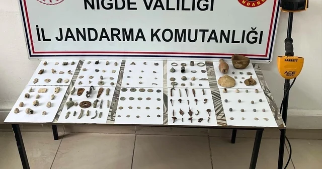 Niğde de Anadolu Mirası operasyonu: 145 tarihi eser ele geçirildi Niğde Haberleri