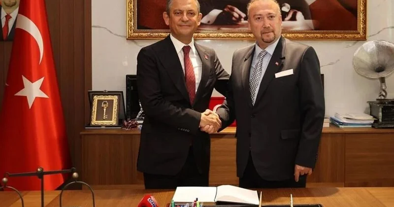 Özkan Yalım telefonunu teslim etti, mesajlar ortaya çıktı