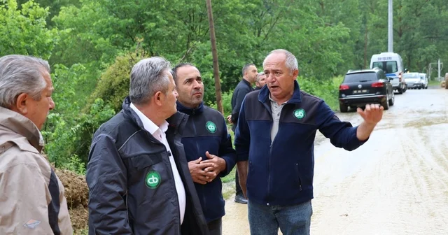 Cumayeri Belediyesi ekipleri sahada Ekipler anında müdahalede bulunuyor Düzce Haberleri