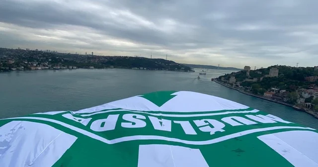 Muğlaspor un bayrağı İstanbul Boğazı nda dalgalandı Muğla Haberleri