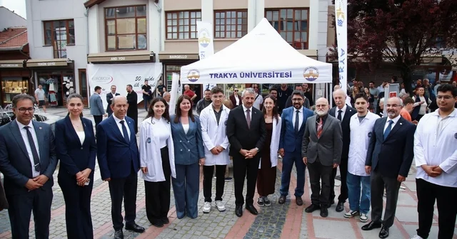 Edirne de Tıp Fakültesi öğrencilerinden hayat kurtaran cihaz için farkındalık etkinliği Edirne Haberleri